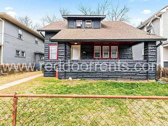 3rd image of 408 N Oakland Ave #A