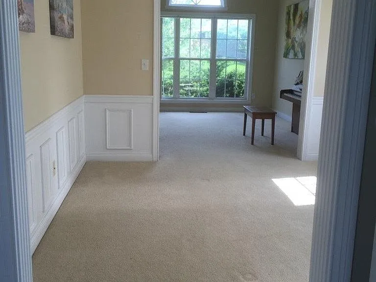 605 Mannington Pl — Photo 3