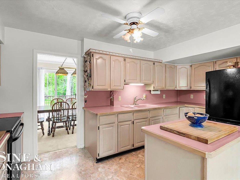 9017 Stone Rd, photo 22