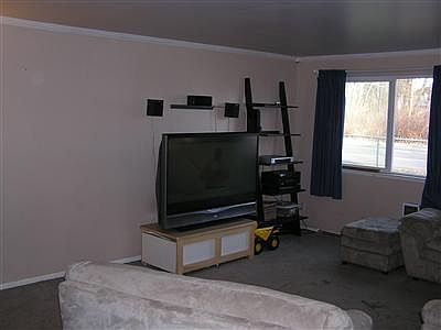 2nd image of 5026 103rd Pl NE