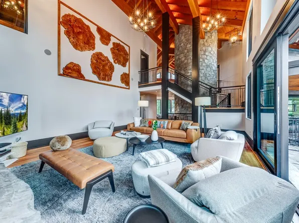 2924 Big Timber Ct, Whistler, BC V8E 0L6