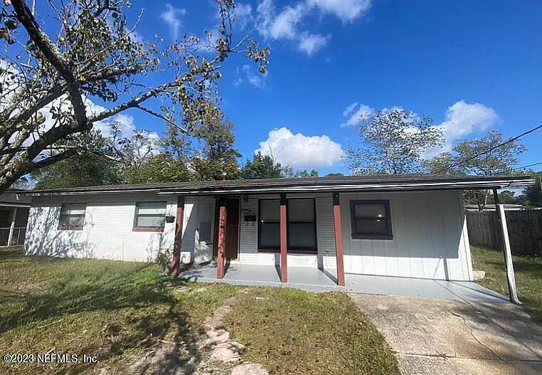 1st image of 2525 BURLINGAME Drive W