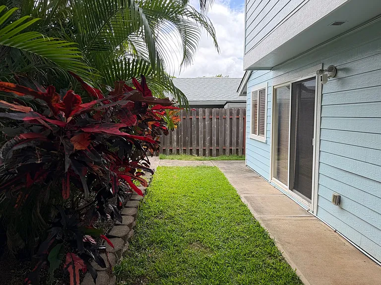 554 Akolea Pl — Photo 9