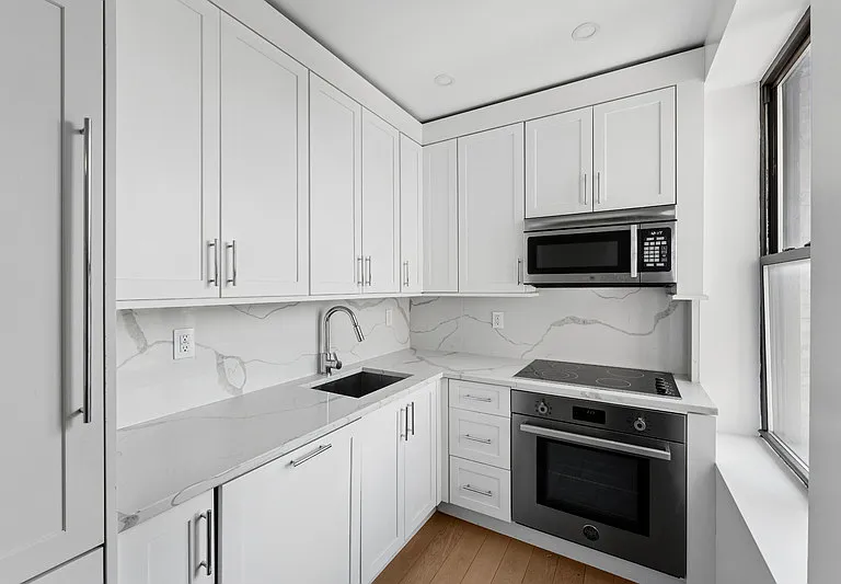 915 W End Ave #1503 — Photo 11