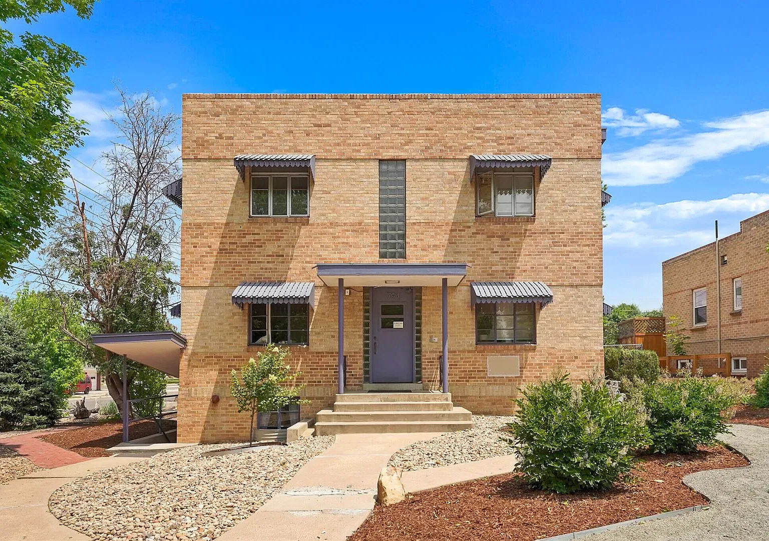 794 Glencoe — Photo 1
