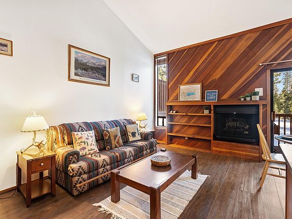 4th image of 1300 Regency Way #33