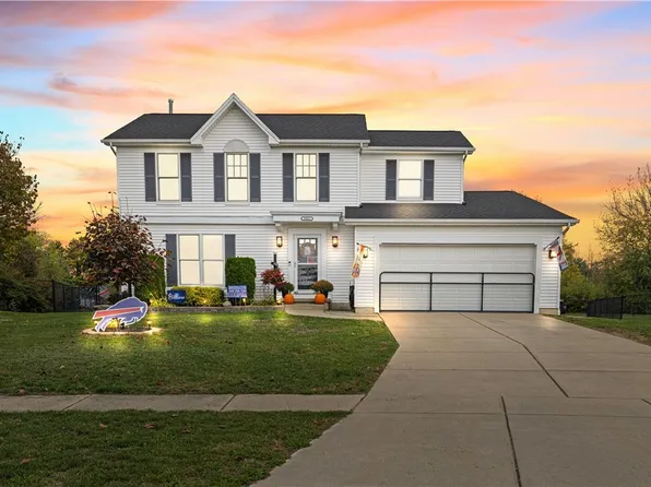 6461 Hackberry Dr, Lake View, NY 14085