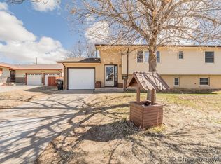 5015 Pineridge Ave, Cheyenne, WY 82009
