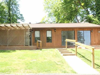 822 Trout St, Staunton, VA, 24401