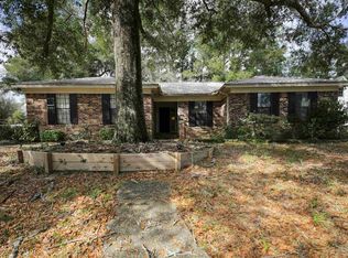 9801 Hollowbrook Dr, Pensacola, FL 32514