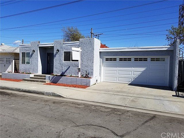 1st image of 2728 Charlotte Ave