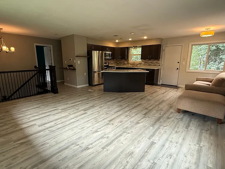 20251 Eagle River Rd — Photo 4