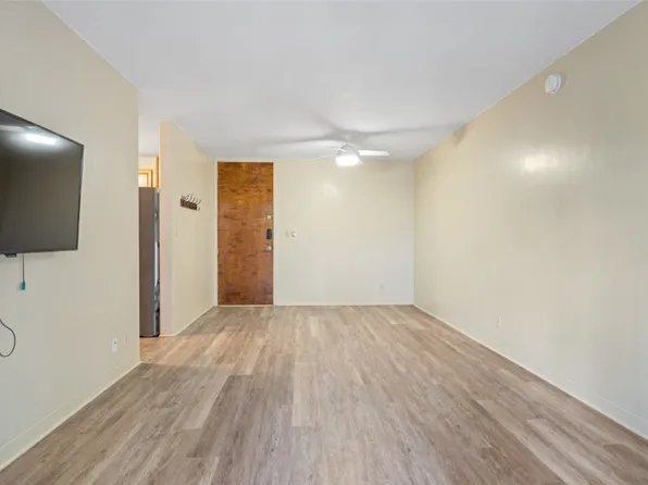 1600 Wilikina Dr APT C408, Wahiawa, HI 96786