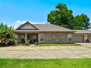 707 Stagecoach Vlg, Little Rock, AR 72210