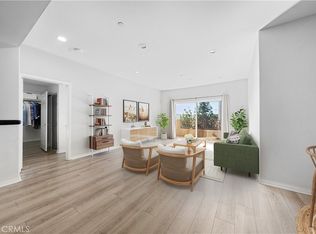 9610 Zelzah Ave APT 312, Northridge, CA 91325