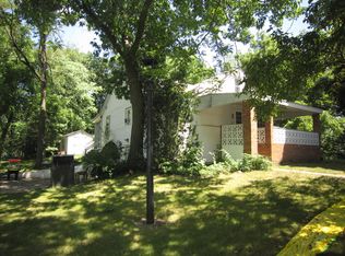 74 Highland Ave, Fox Lake, IL 60020