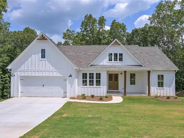 191 Willow Leaf Dr, Buchanan, GA 30113