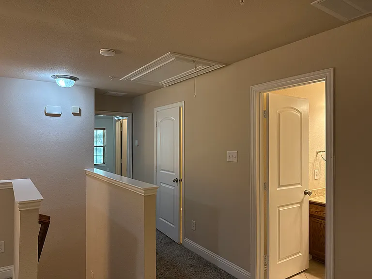 2610 Jackson Dr — Photo 6