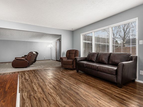 5th image of 7361 Wollam Ave
