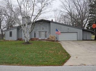 179 Norbert Dr, Fremont, OH 43420