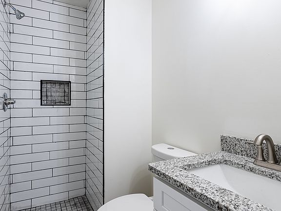 KH_452PainesAv_Web--6_05232025