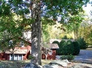 32 S Longview Lane, Vernon, NJ 07419