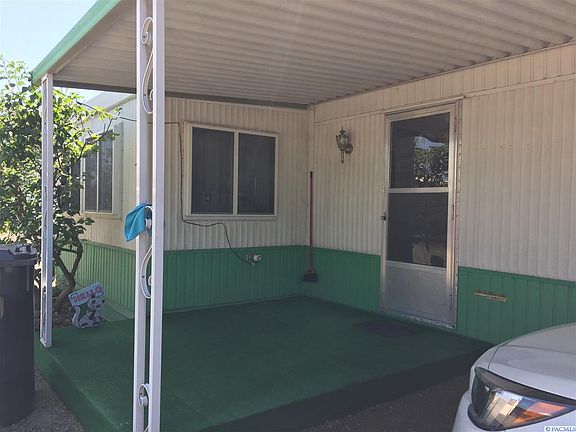 2nd image of 627 N Owen Ave