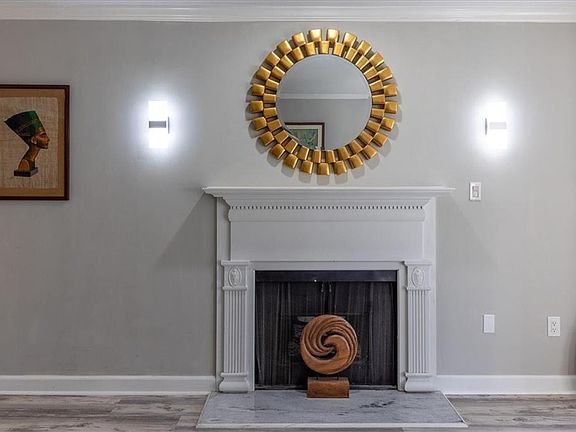 4th image of 3203 Lenox Rd NE APT 24