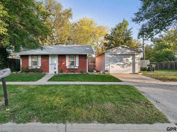 3214 Fair St, Lincoln, NE 68503