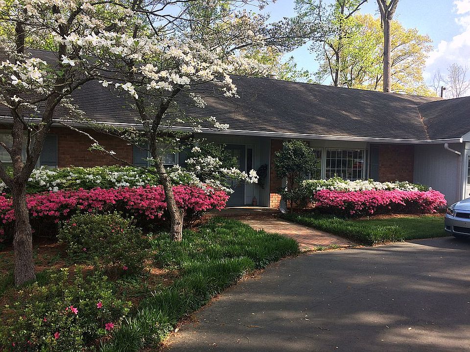 2nd image of 4413 Driftwood Dr