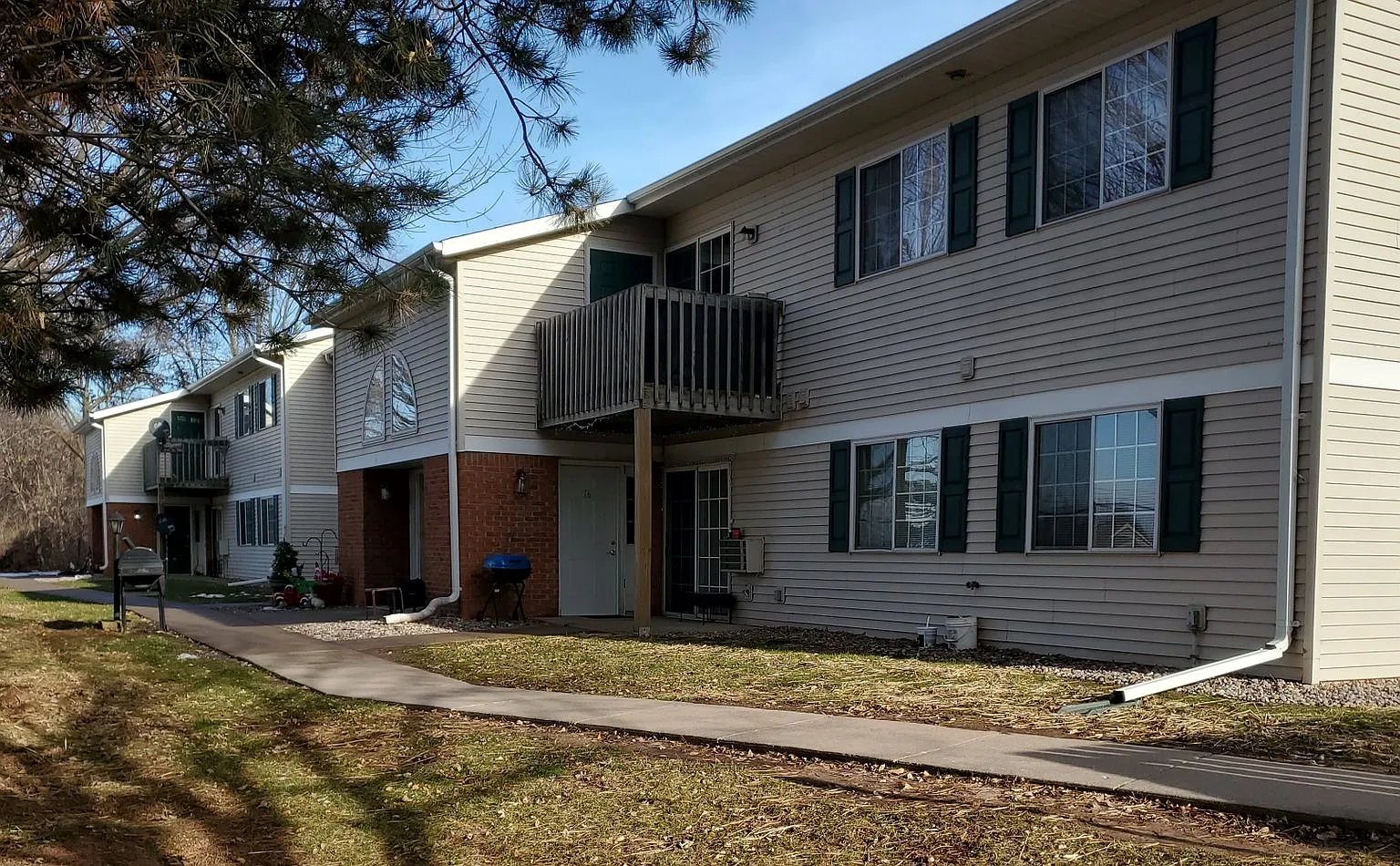 Oak Ridge Apartments — Photo 3