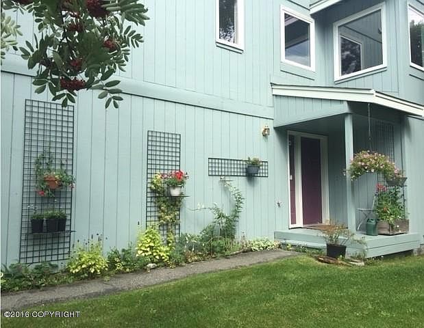 1st image of 1921 Parkside Dr
