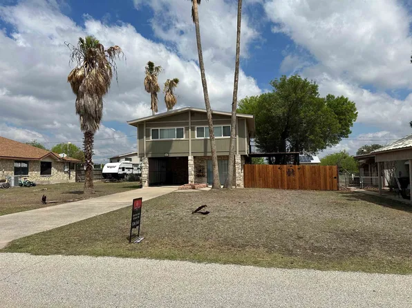 131 Wainwright Rd, Brackettville, TX 78832