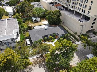 3690 SW 23rd Ter, Miami, FL 33145