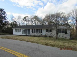 290 Park Dr, Lugoff, SC 29078