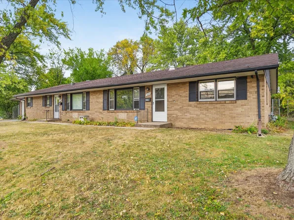 229 Flintridge Dr, Rockford, IL 61107