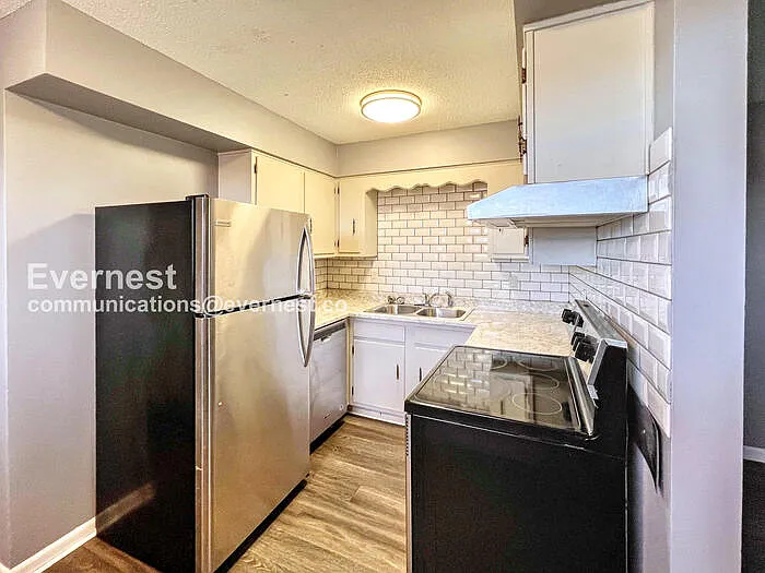 9 Meredith Ct #5 — Photo 6