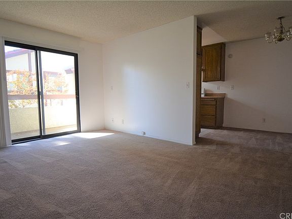 2nd image of 28025 Sarabande Ln Unit 1215