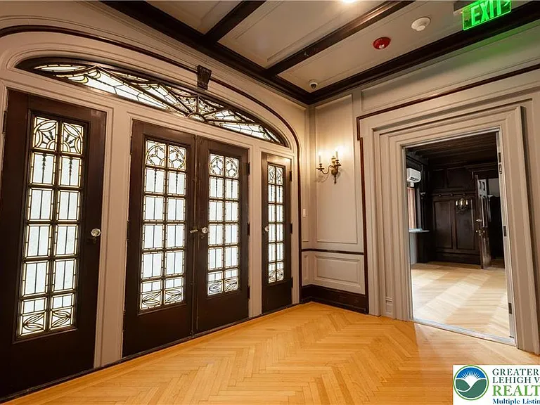 214 Spring Garden St #2B — Photo 3