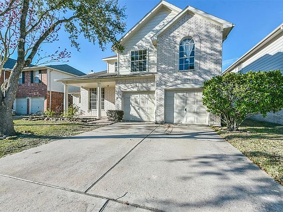 2nd image of 21876 Whispering Forest Dr