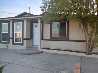1426 Riverside Dr, Barstow, CA 92311