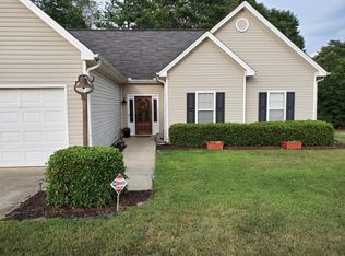 8210 Kara Dr, Gainesville, GA 30506