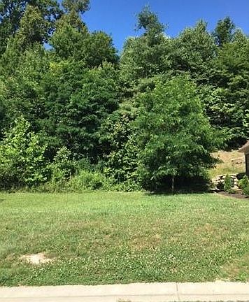 3rd image of 58 Carriage Highlands Ct #3