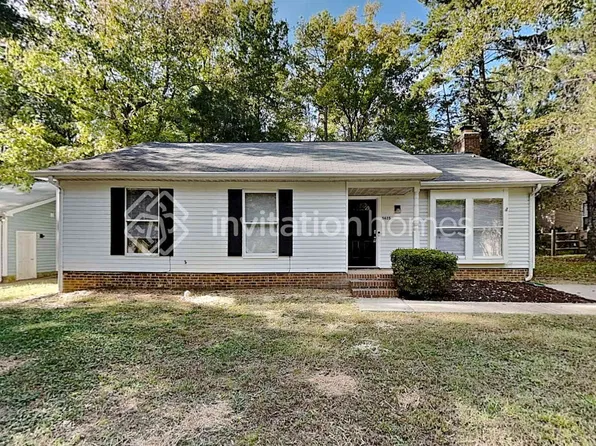 5625 Running Wood Ln, Charlotte, NC 28215