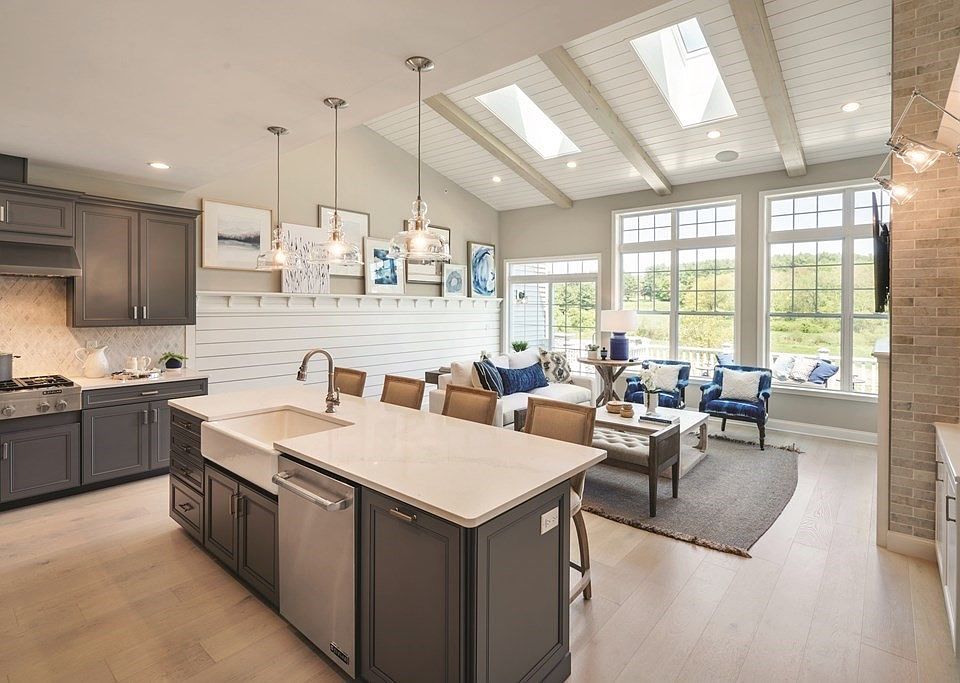 1st image of 14 Charles Way #136