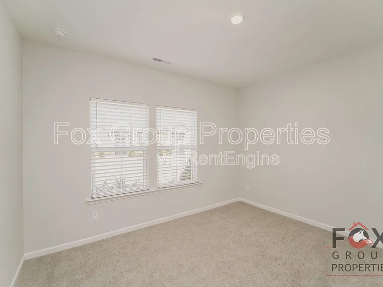 908 Mary Max Dr — Photo 28