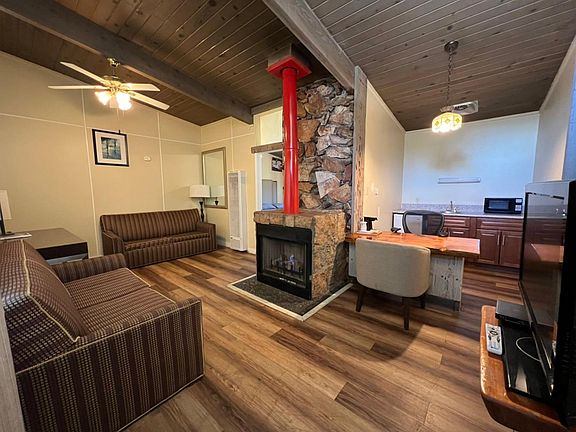 2nd image of 40598 Big Bear Blvd #128