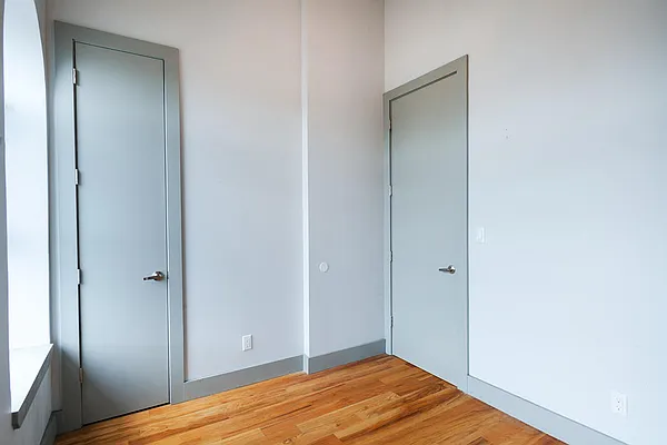 Rented by Brooklyn Group | media 18