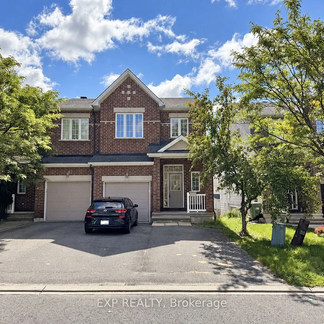 3 bed, $2,800 — Photo 1