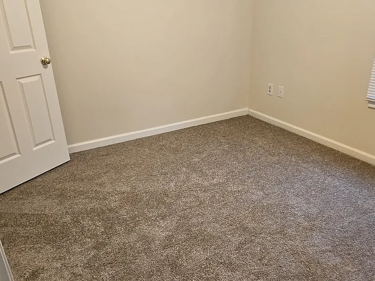 11 Fencerow Ct — Photo 15